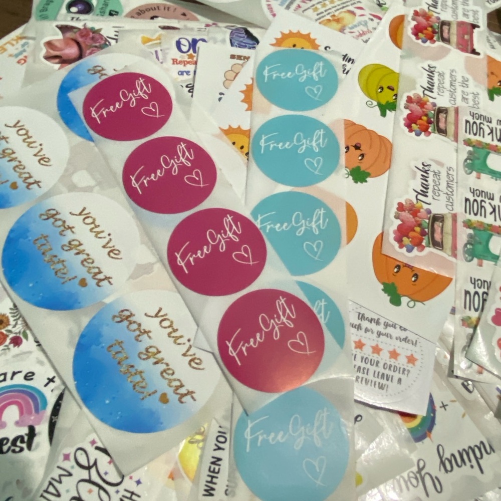 Huge Lot Of Various Shipping Stickers - Picture 5 of 9